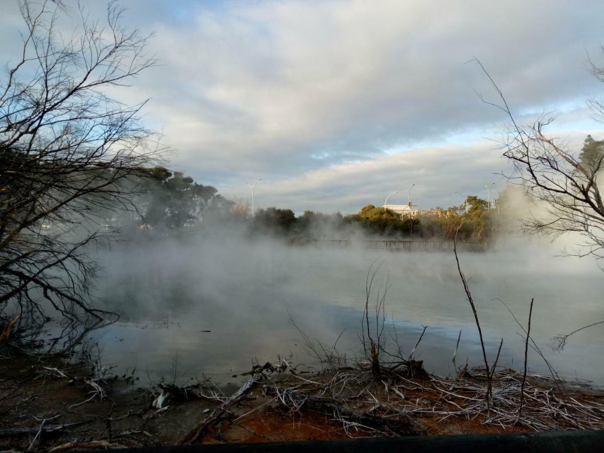 Great View Near Rotorua Lake Eksteriør billede
